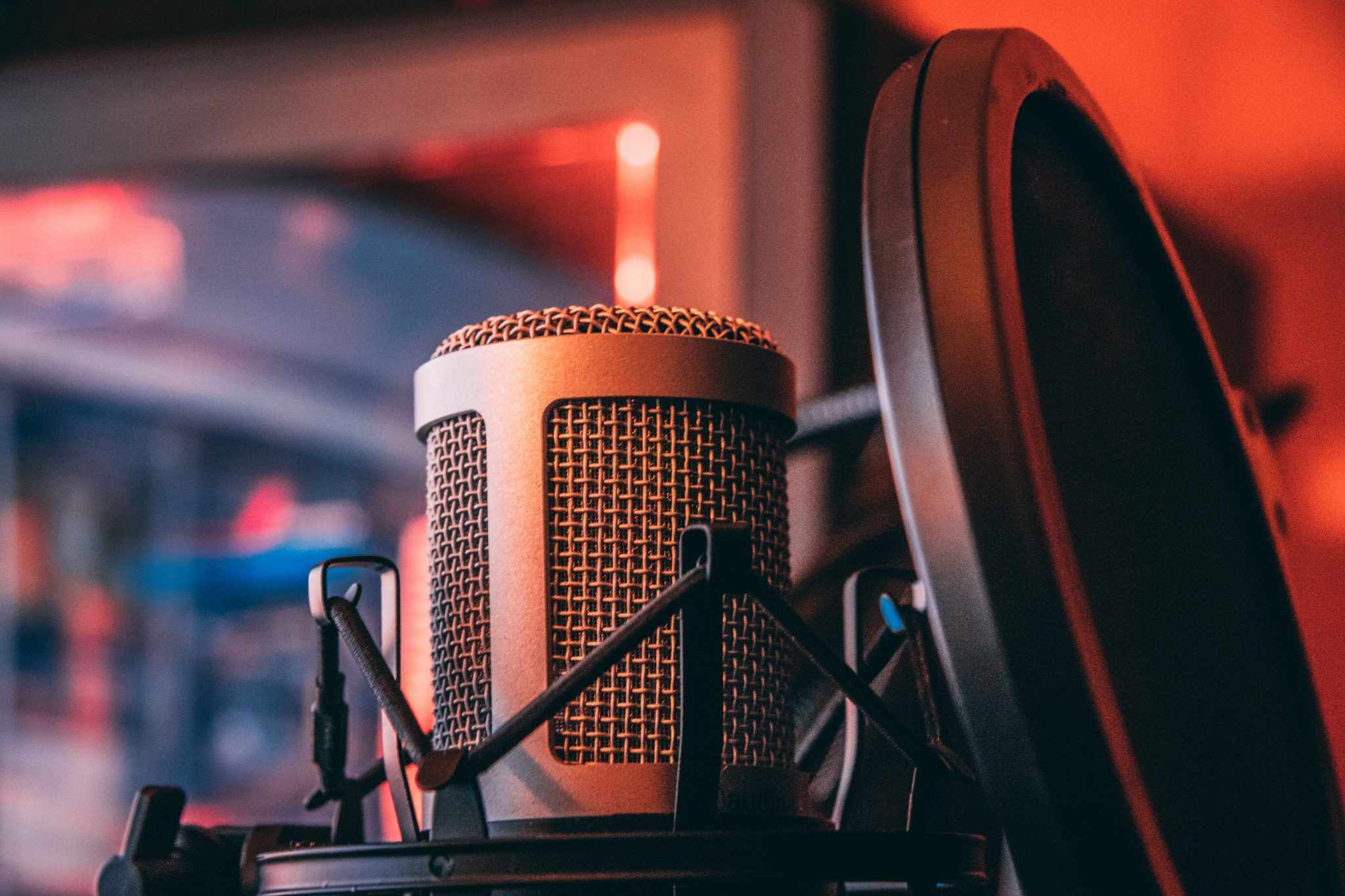 thomas-le-578994-unsplash